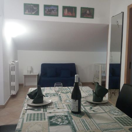 The Holiday House Hotell Santeramo in Colle Exteriör bild