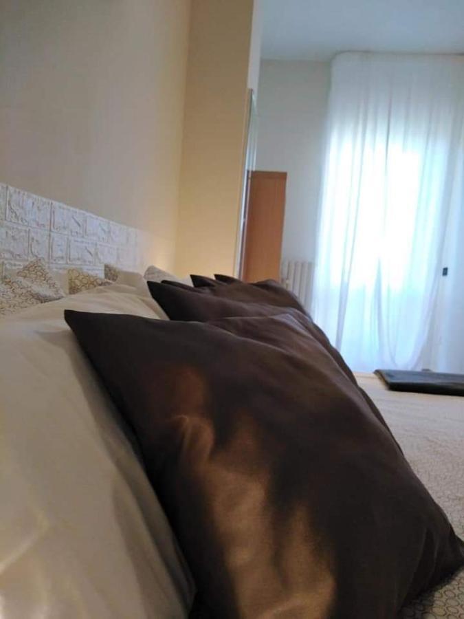 The Holiday House Hotell Santeramo in Colle Exteriör bild