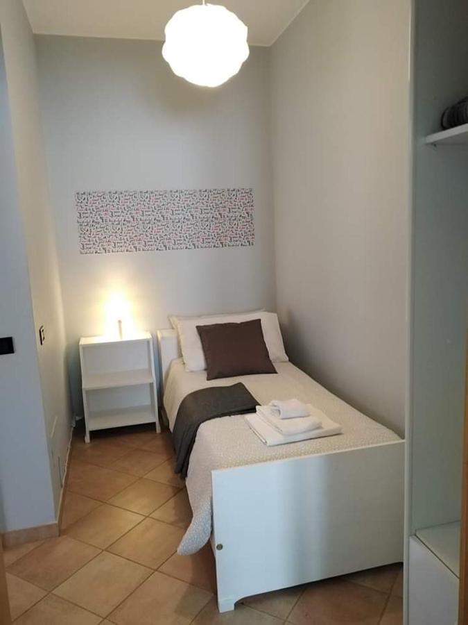 The Holiday House Hotell Santeramo in Colle Exteriör bild