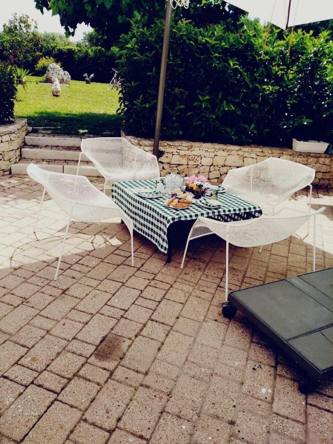 The Holiday House Hotell Santeramo in Colle Exteriör bild
